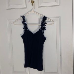 London brand tank top with flared straps